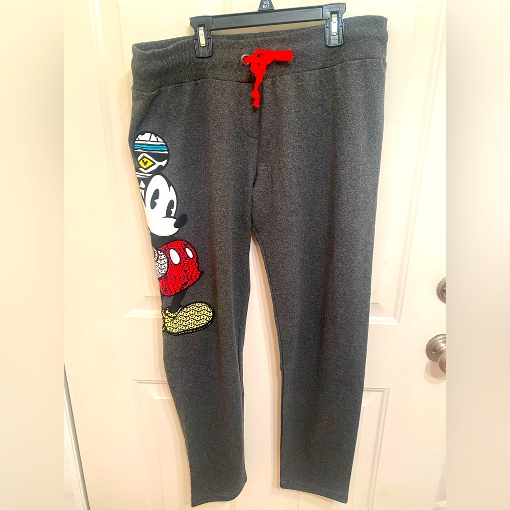 NWT Disneyland Paris Mickey Mouse Sweatpants XL